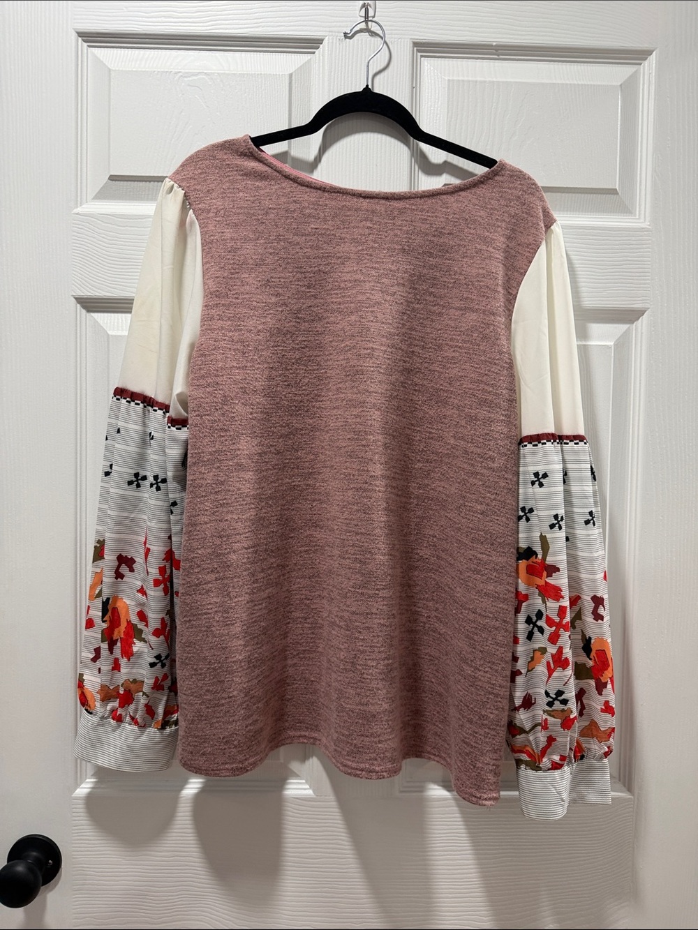 Women's Dusty Rose Mixed-Sleeve Pullover Sweatshirt